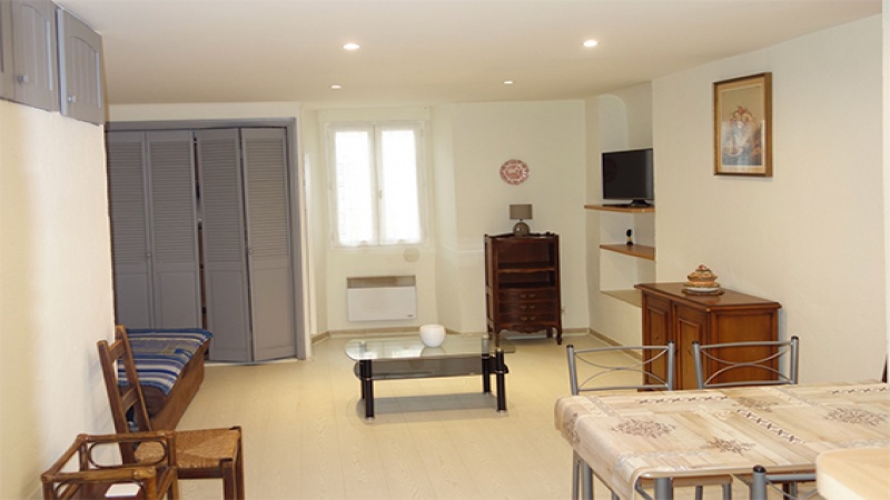 1 Salle de bainsSalle de bain,Studio,LOCATIONS,1002